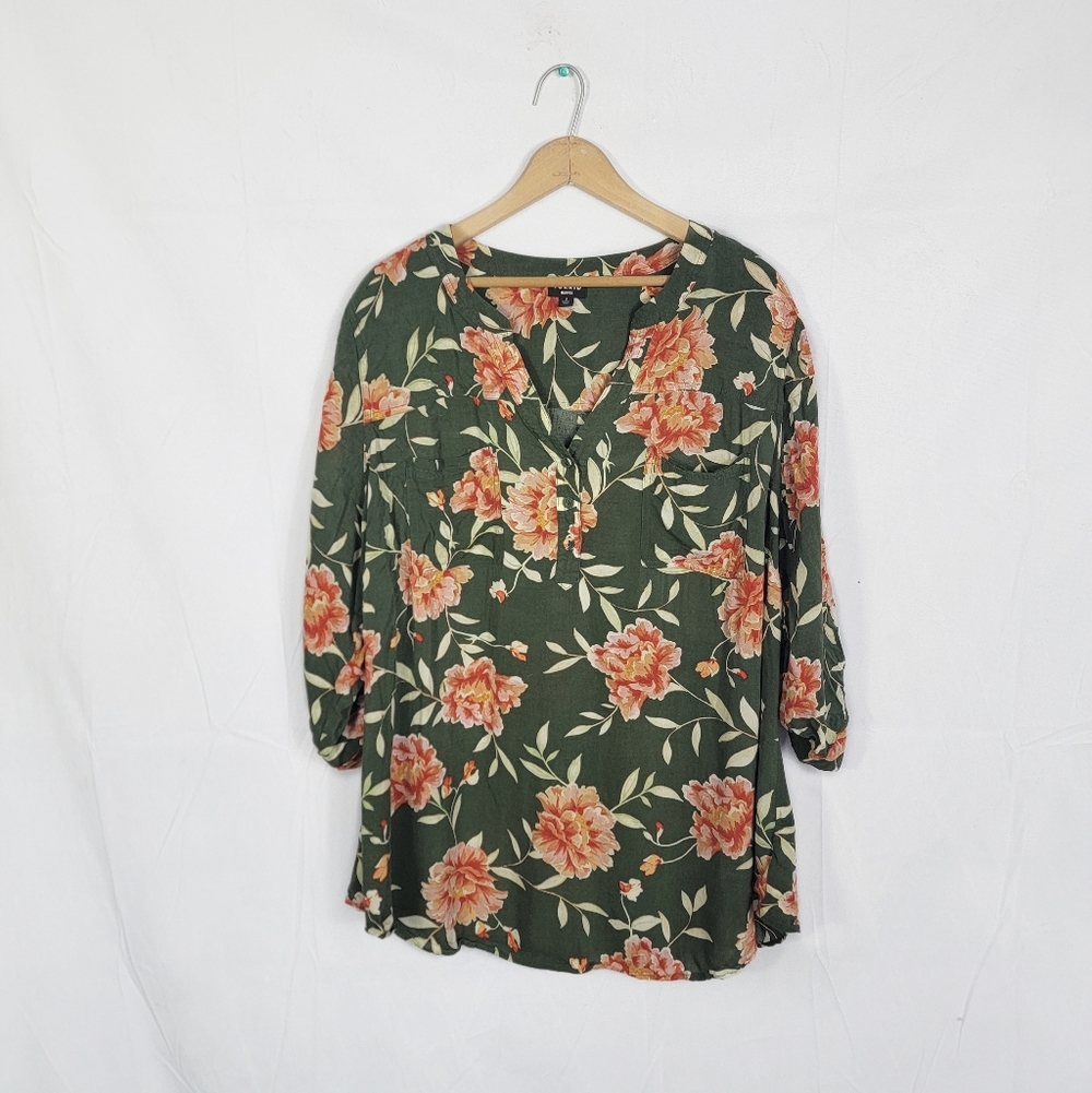 Torrid Size 3 Women's Tropical Top